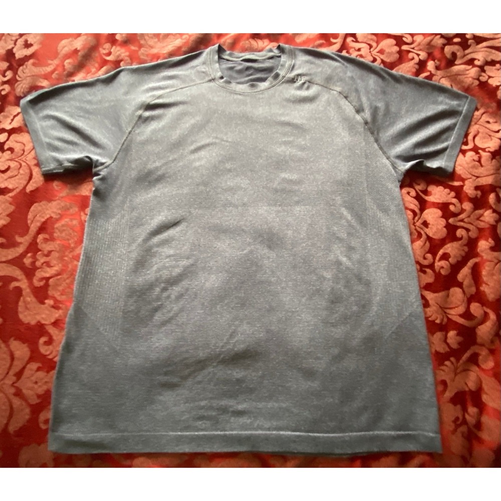 Lululemon Shirt Men Metal Vent Hangover Sundays Grey Athletic Short Sleeve T s6